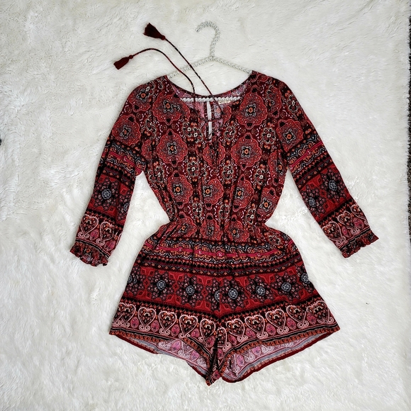 HOLLISTER Boho Romper - Picture 14 of 15